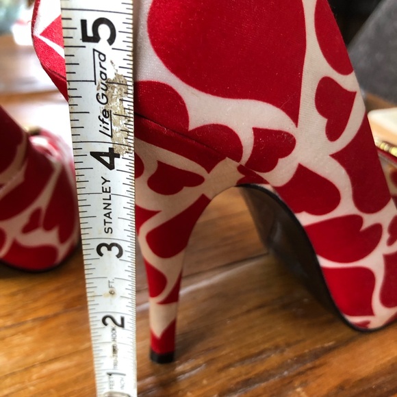 Hello Kitty Heels - Picture 11 of 12